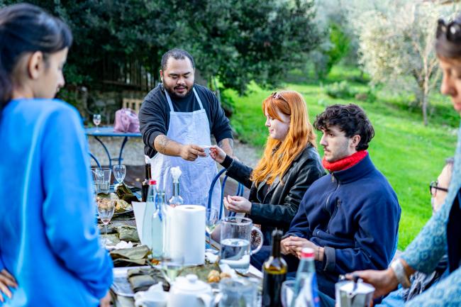 Fase Trattoria Guaiana all'interno del progetto Esercizi domestici