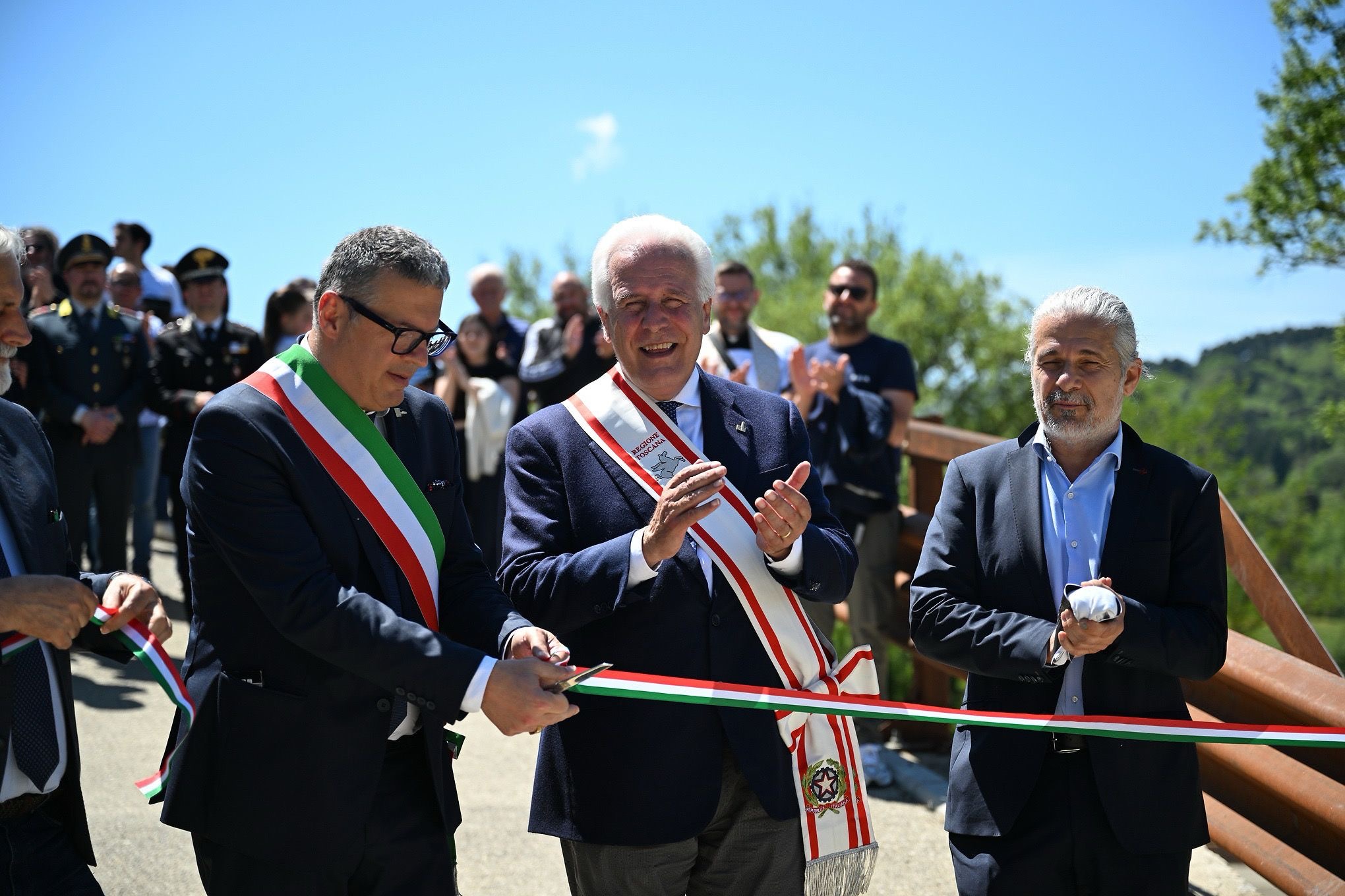 Un nuovo parcheggio pubblico a Poppi (AR), Giani: ...
