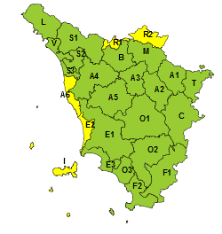 Codice giallo per domani, martedì 27 settembre, per mareggiate e vento