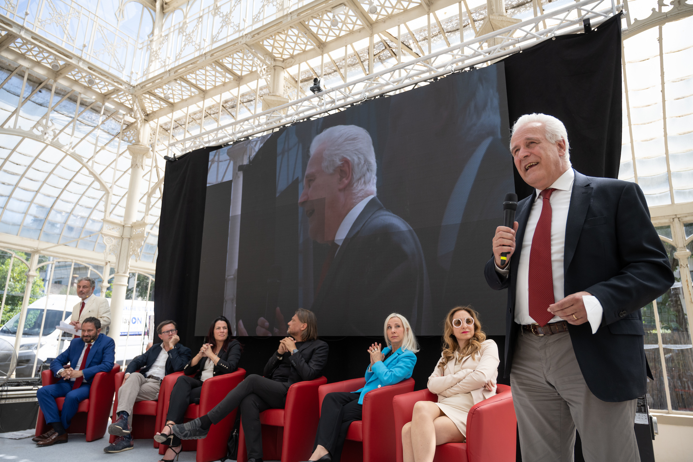 Il quotidiano Il Tirreno apre a Firenze, Giani: “Una ricchezza per la Toscana diffusa”
