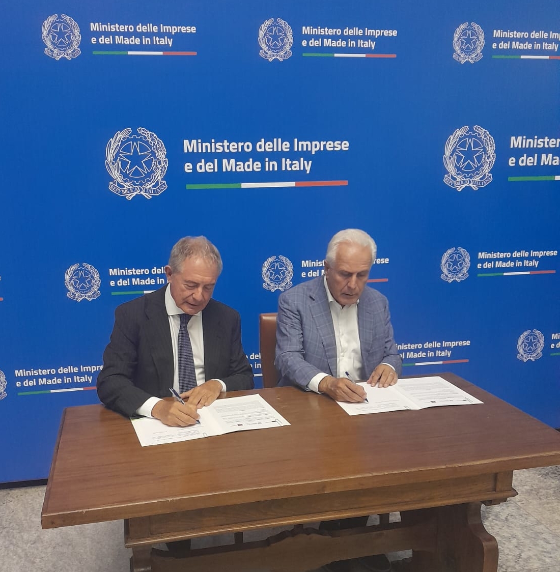Banda ultra larga, Urso e Giani firmano un addendum da 34,6 milioni di euro