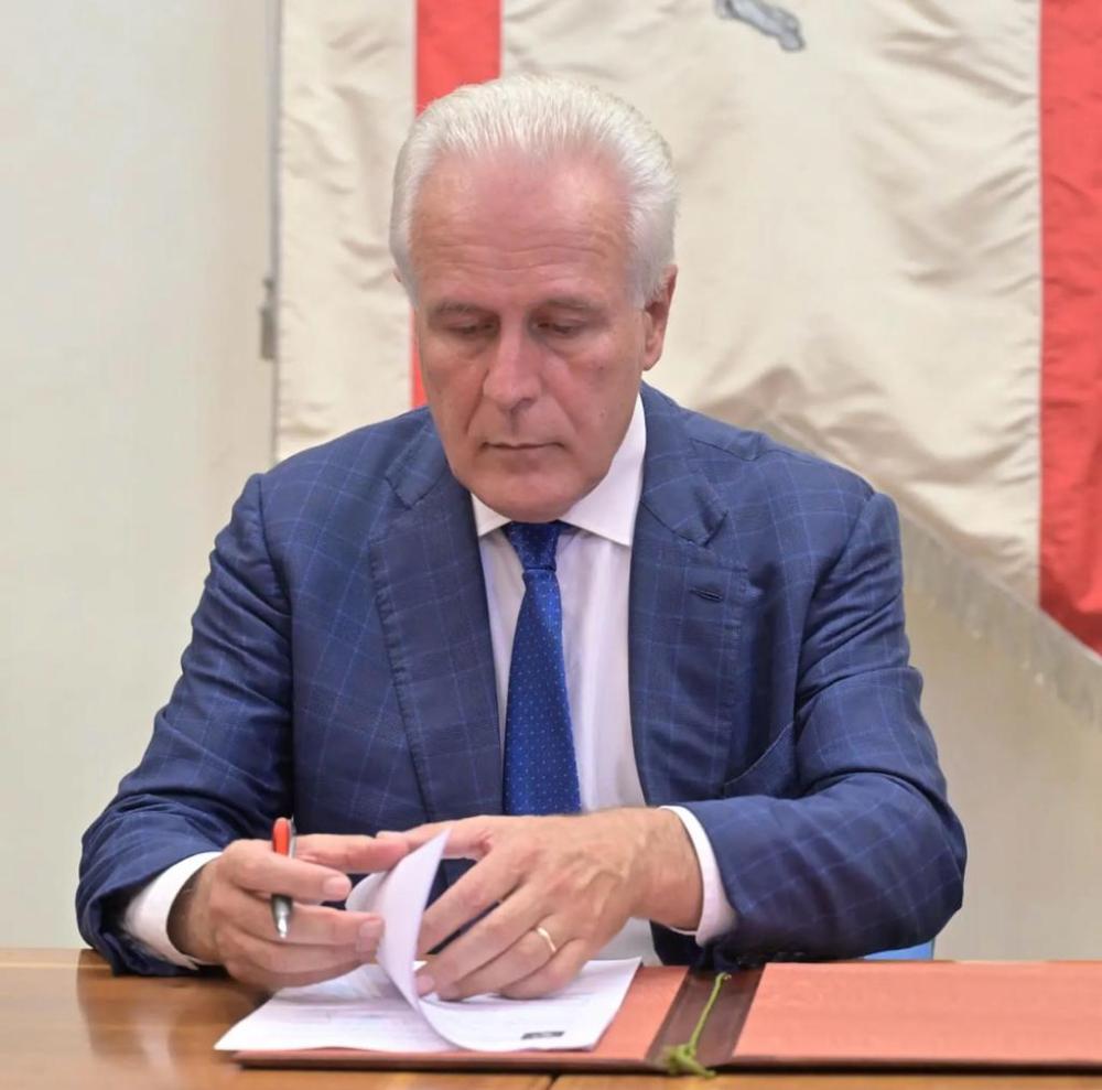 Nubifragio Elba, Giani firma la stato di emergenza regionale alla presenza dei sindaci
