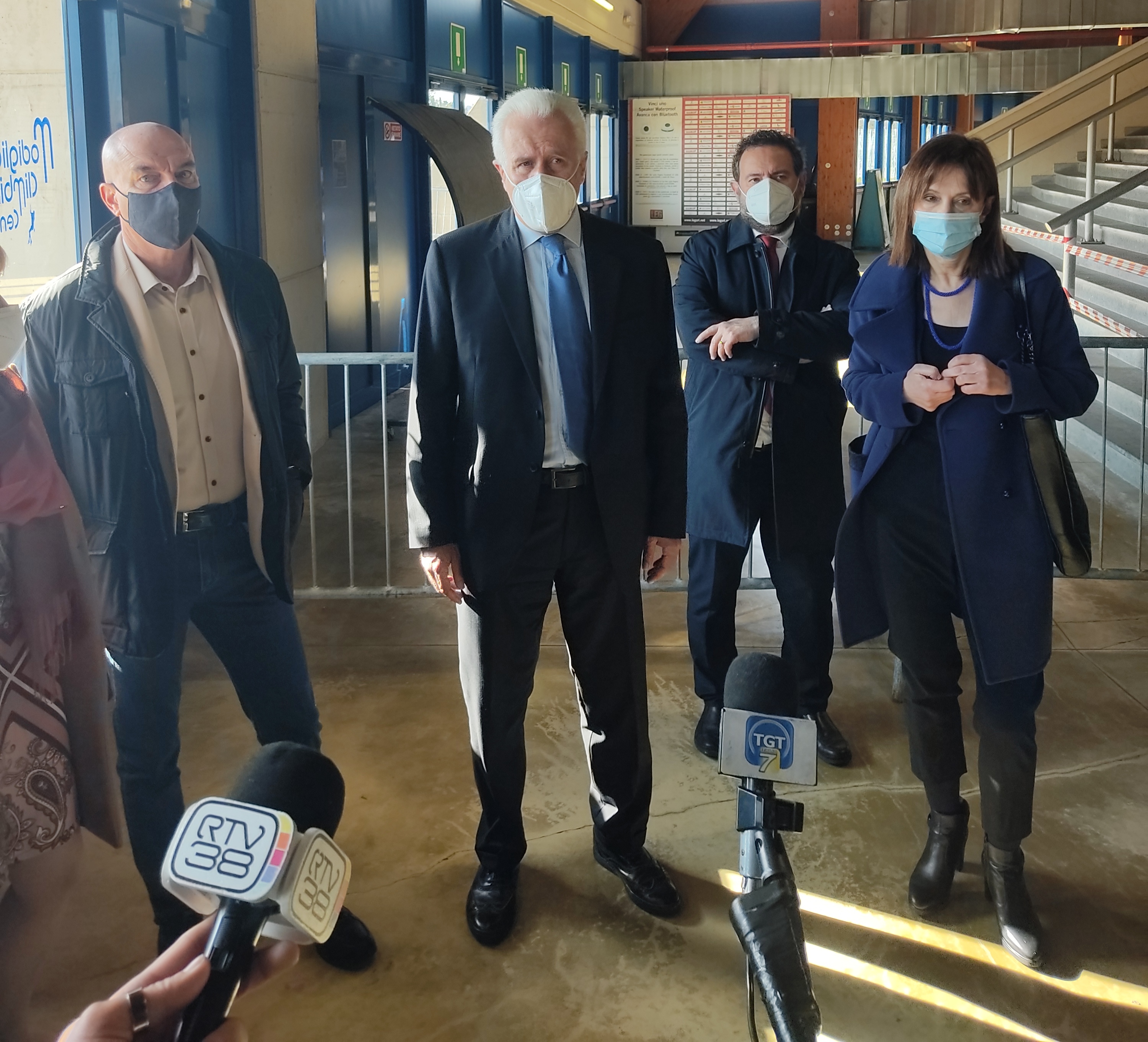 Livorno, inaugurato al Pala Modigliani il nuovo centro vaccinale da 1600 dosi al giorno