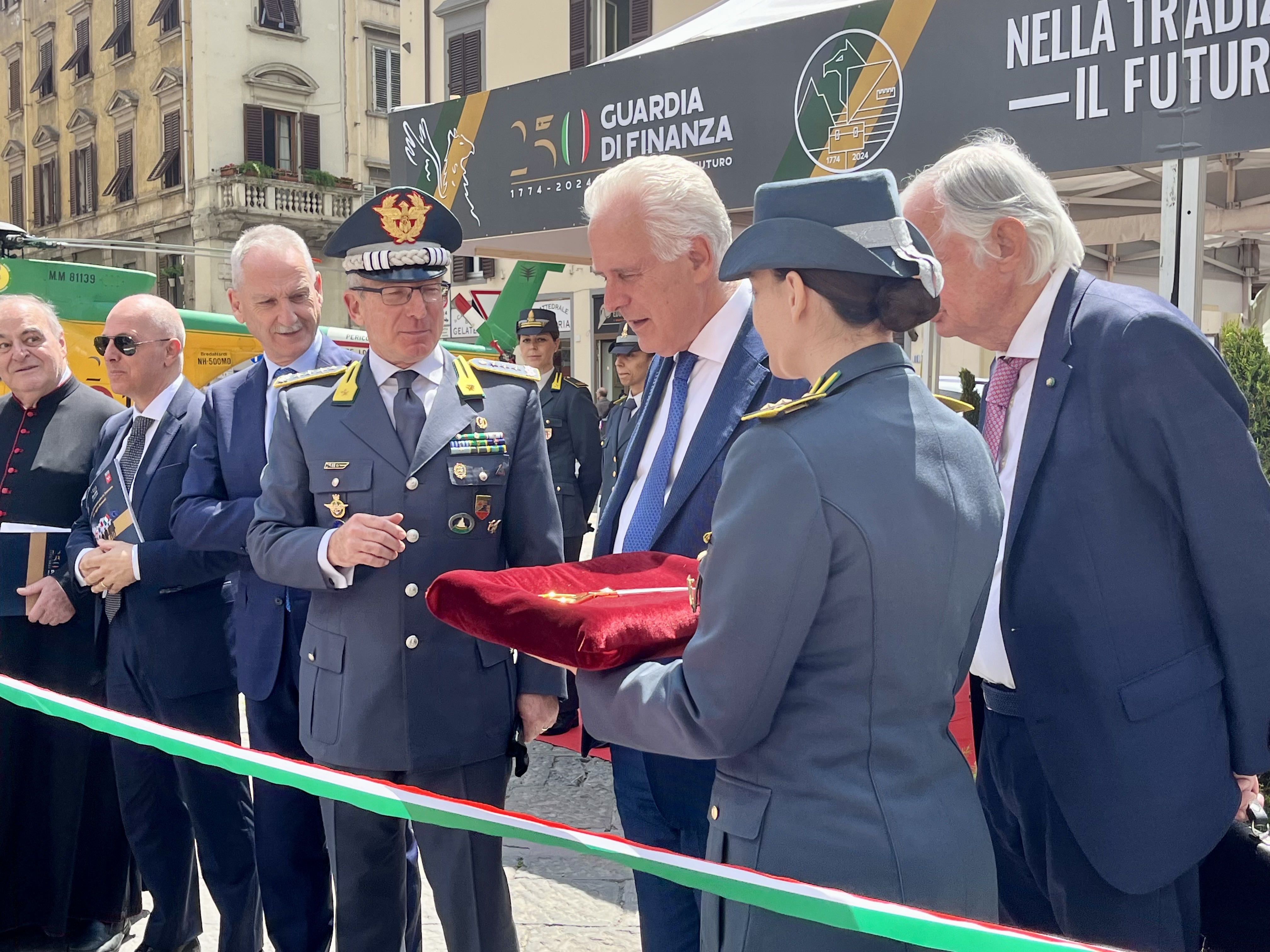 Nella tradizione il futuro: la Regione ricorda i 250 anni della Guardia di Finanza