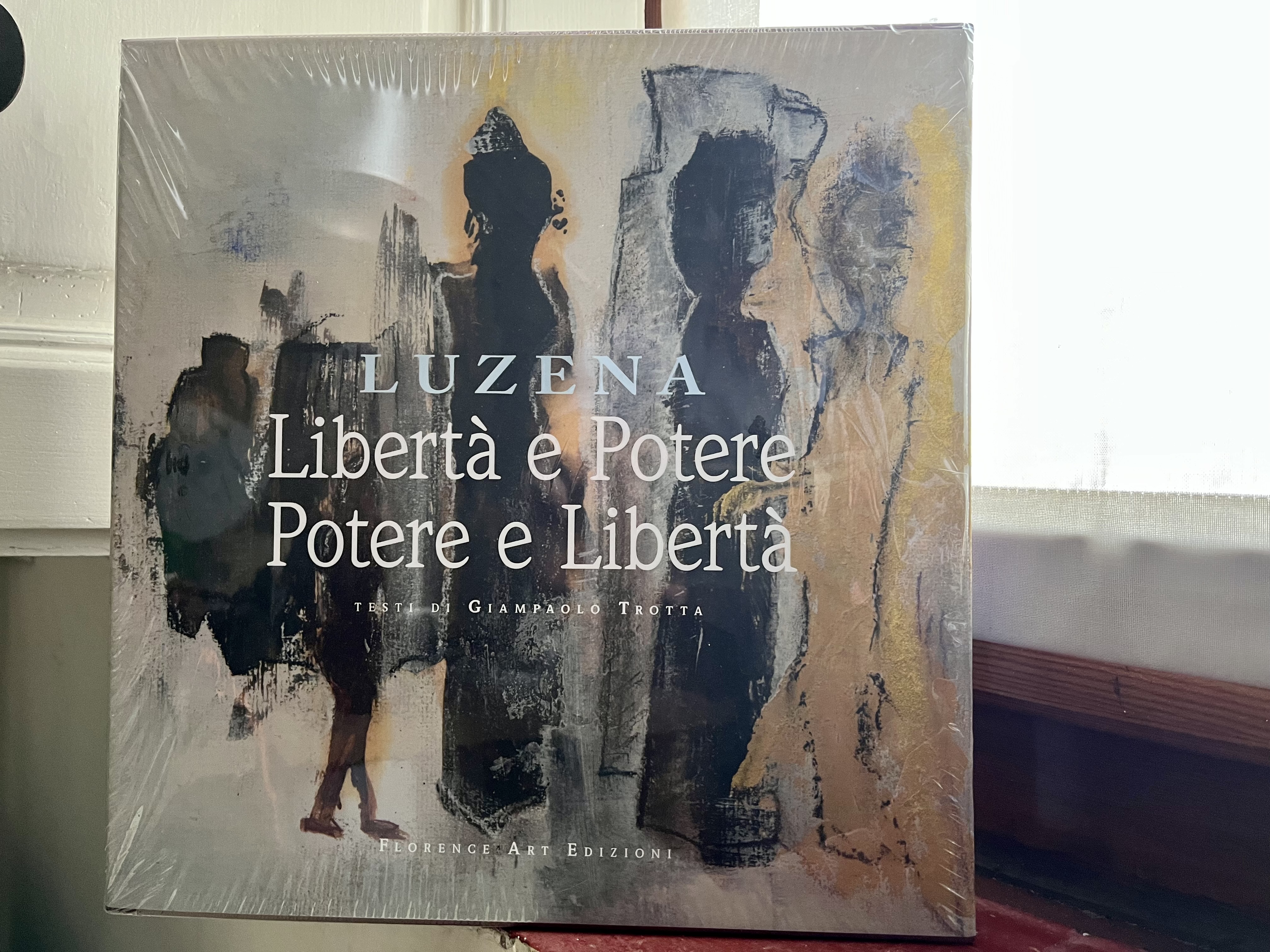 In cammino verso se stessi. Il percorso artistico di Luzena a palazzo Sacrati Strozzi
