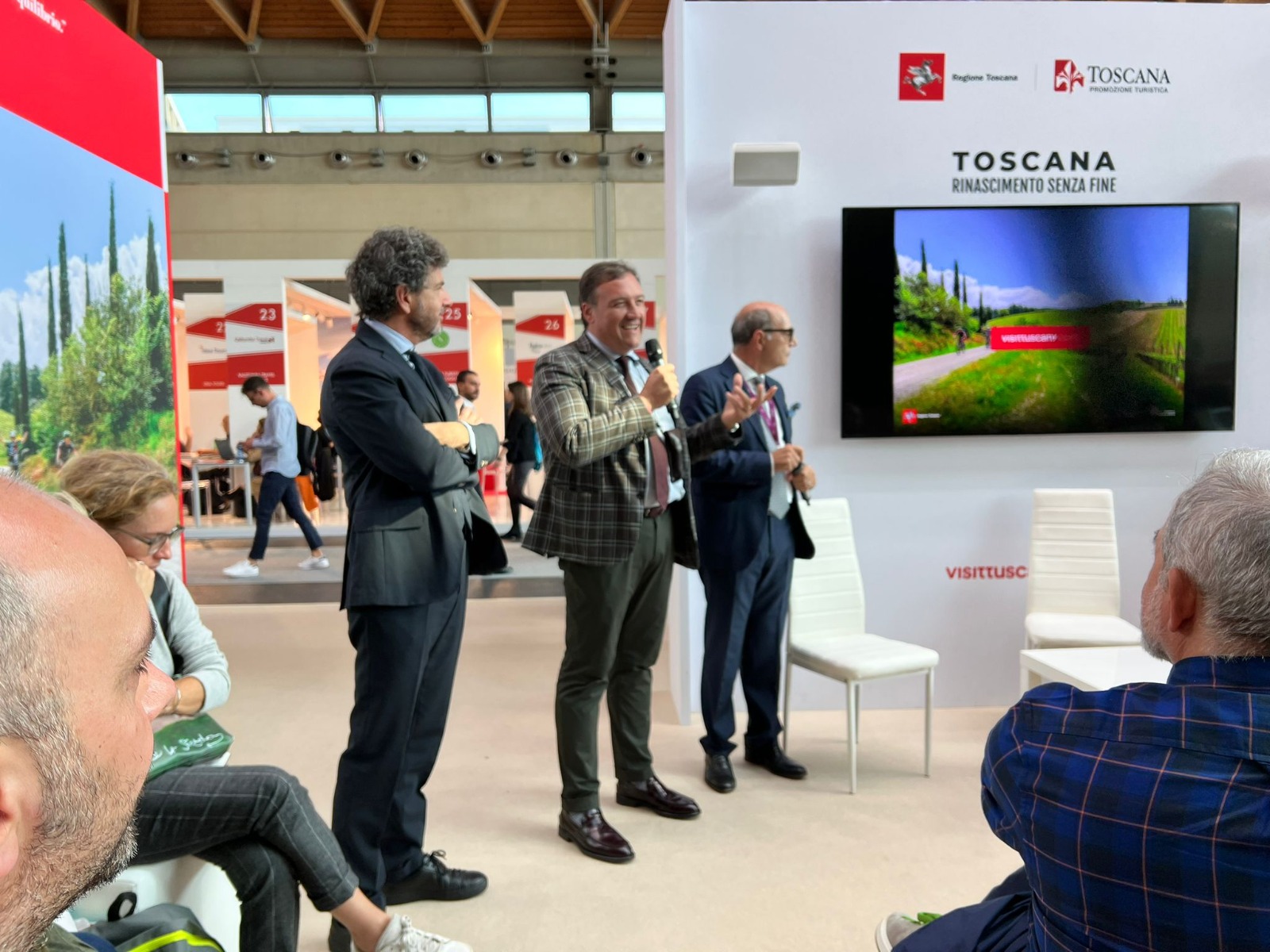 Turismo, a Rimini l’offerta cicloturistica toscana con l’Atlante del bike