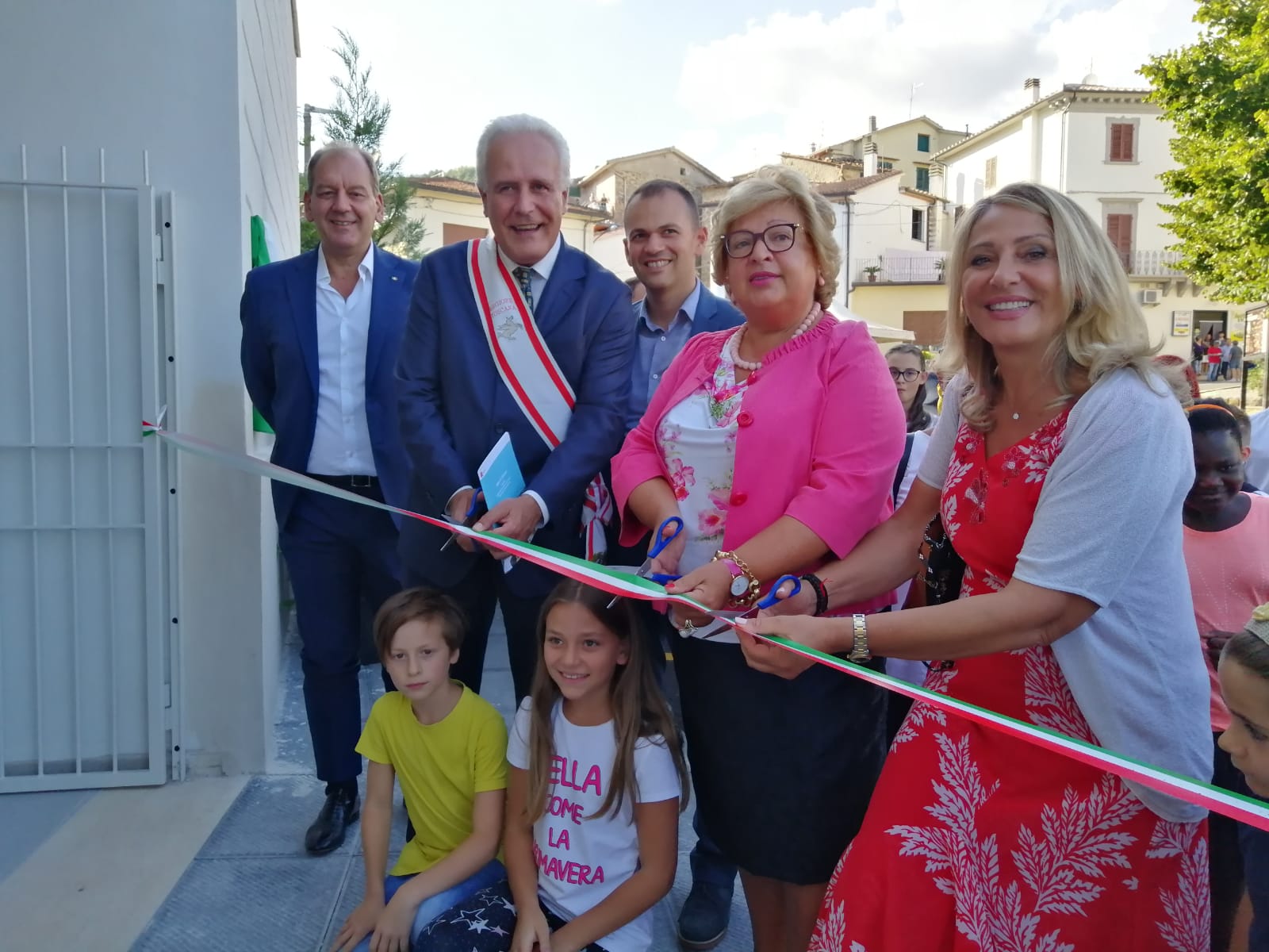 Immagine L'assessore Grieco inaugura la scuola primaria Romiti a Montagnana Pistoiese