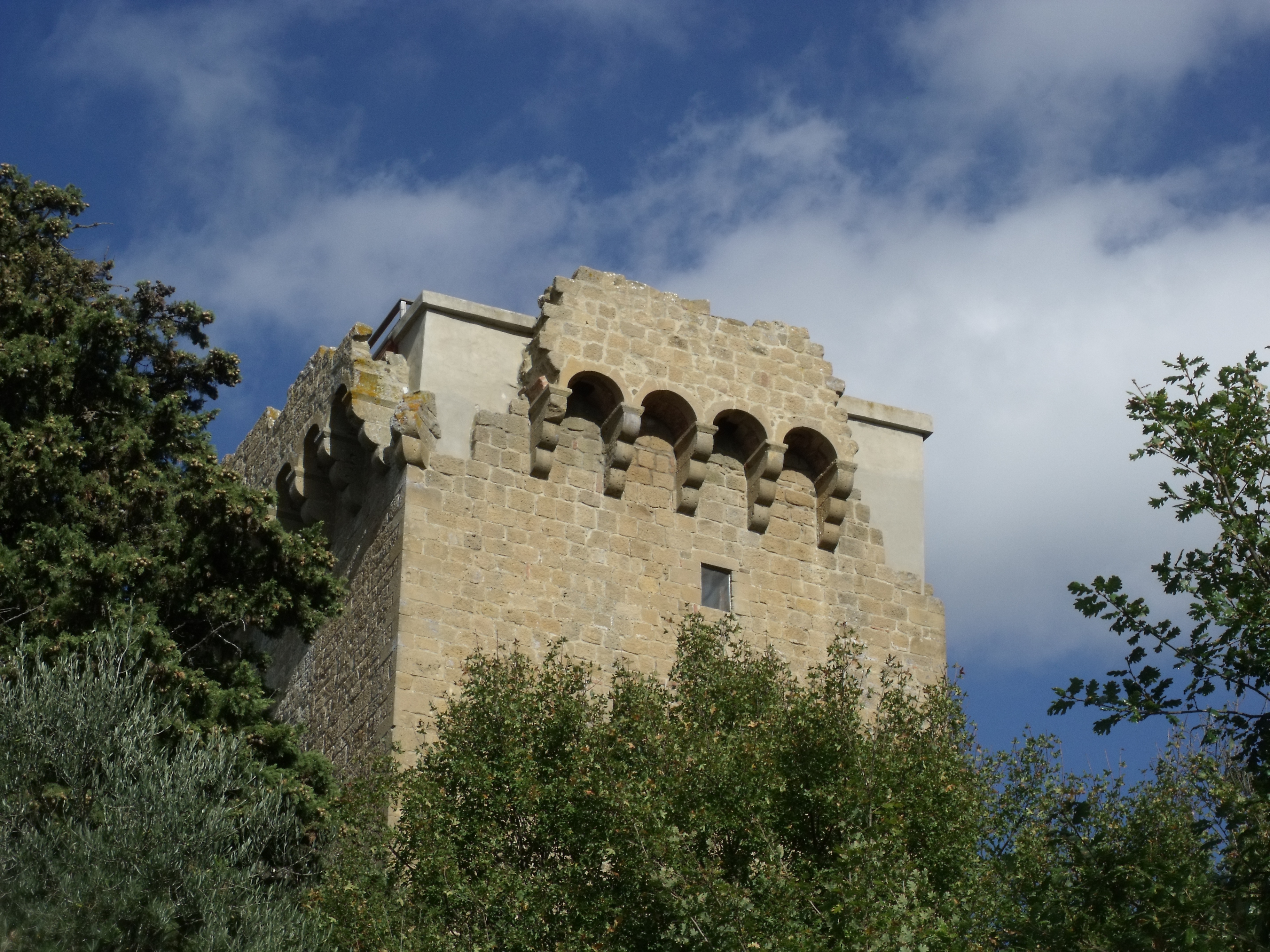 Monticchiello, Barni: