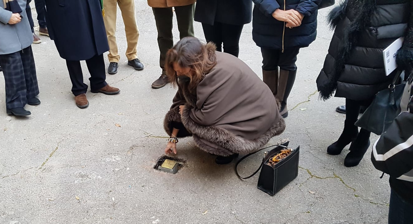 Giorno della Memoria, Nardini alla posa della pietra d’inciampo per il medico antifascista