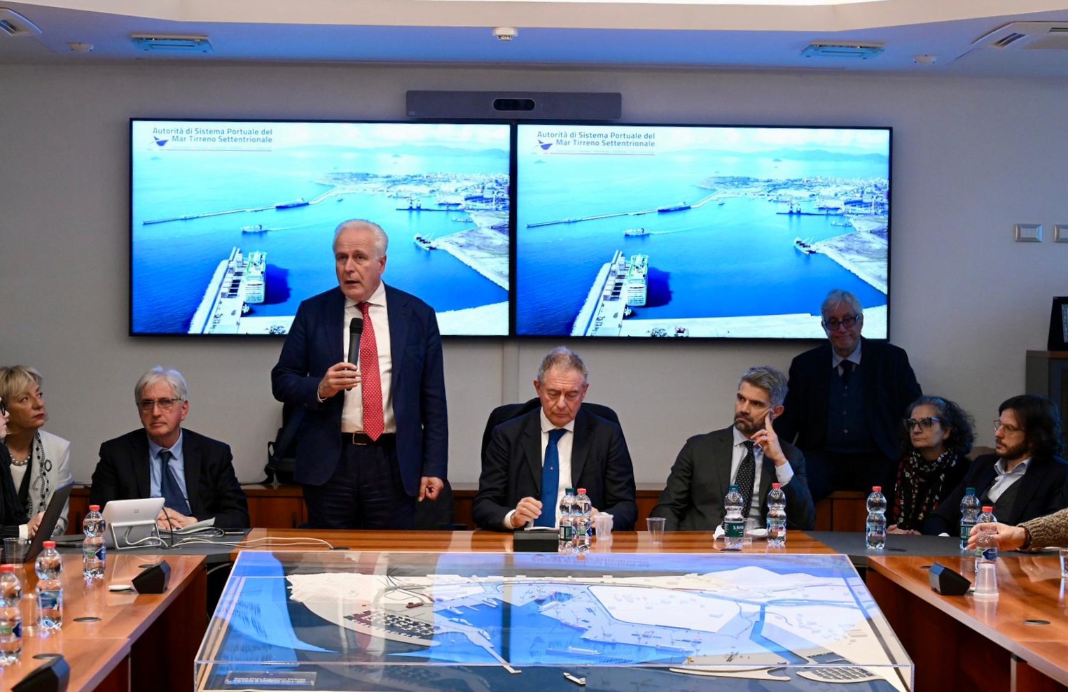 Piombino, Giani al tavolo di aggiornamento: “Giorno importante per la città e la Toscana”