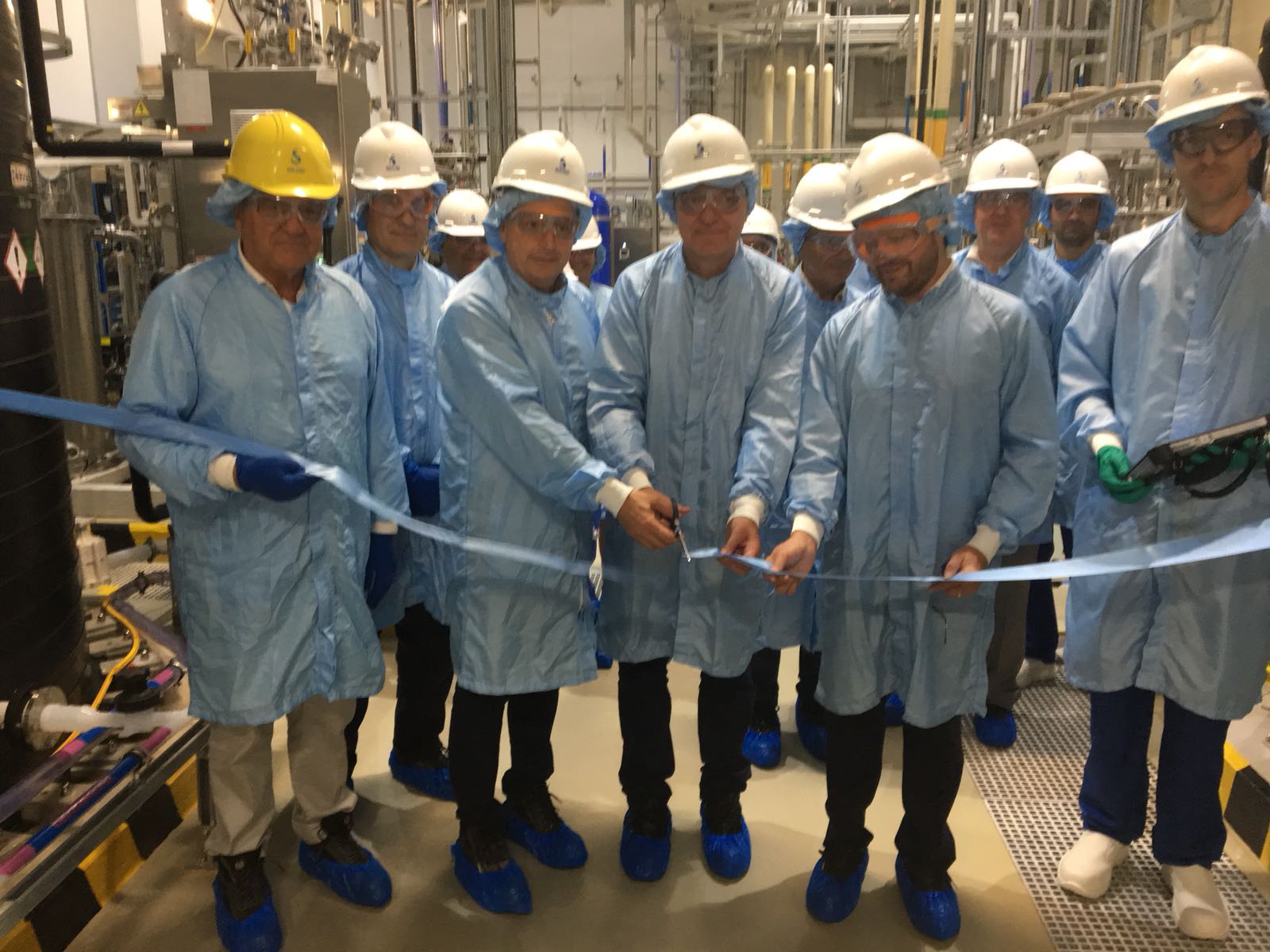 Solvay, inaugurato impianto acqua ossigenata di grado elettronico