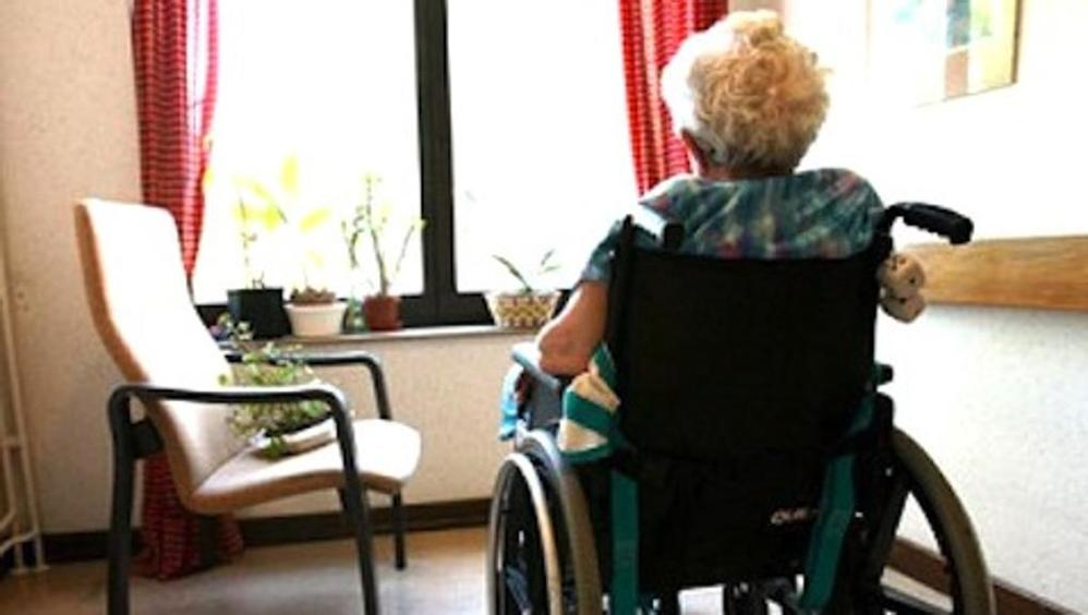 Anziani non autosufficienti, al via percorso per rivedere il sistema di presa in cura