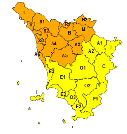 Pioggia e temporali forti, sabato 22 marzo allerta arancione su Toscana centro-nord