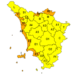 Maltempo, codice arancione per vento e mareggiate. Codice giallo per piogge e temporali