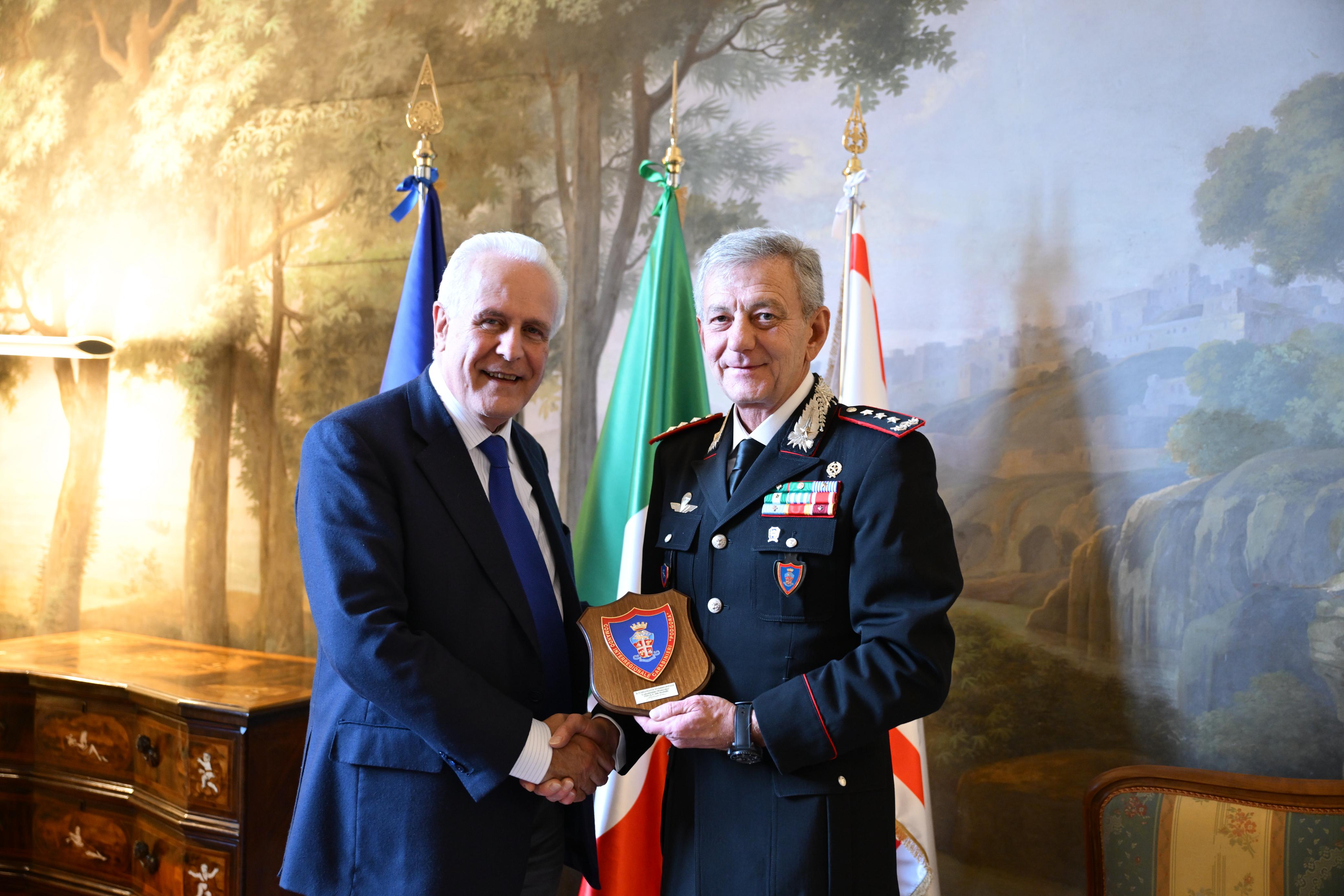 Giani riceve il nuovo Comandante interregionale Carabinieri Aldo Iacobelli