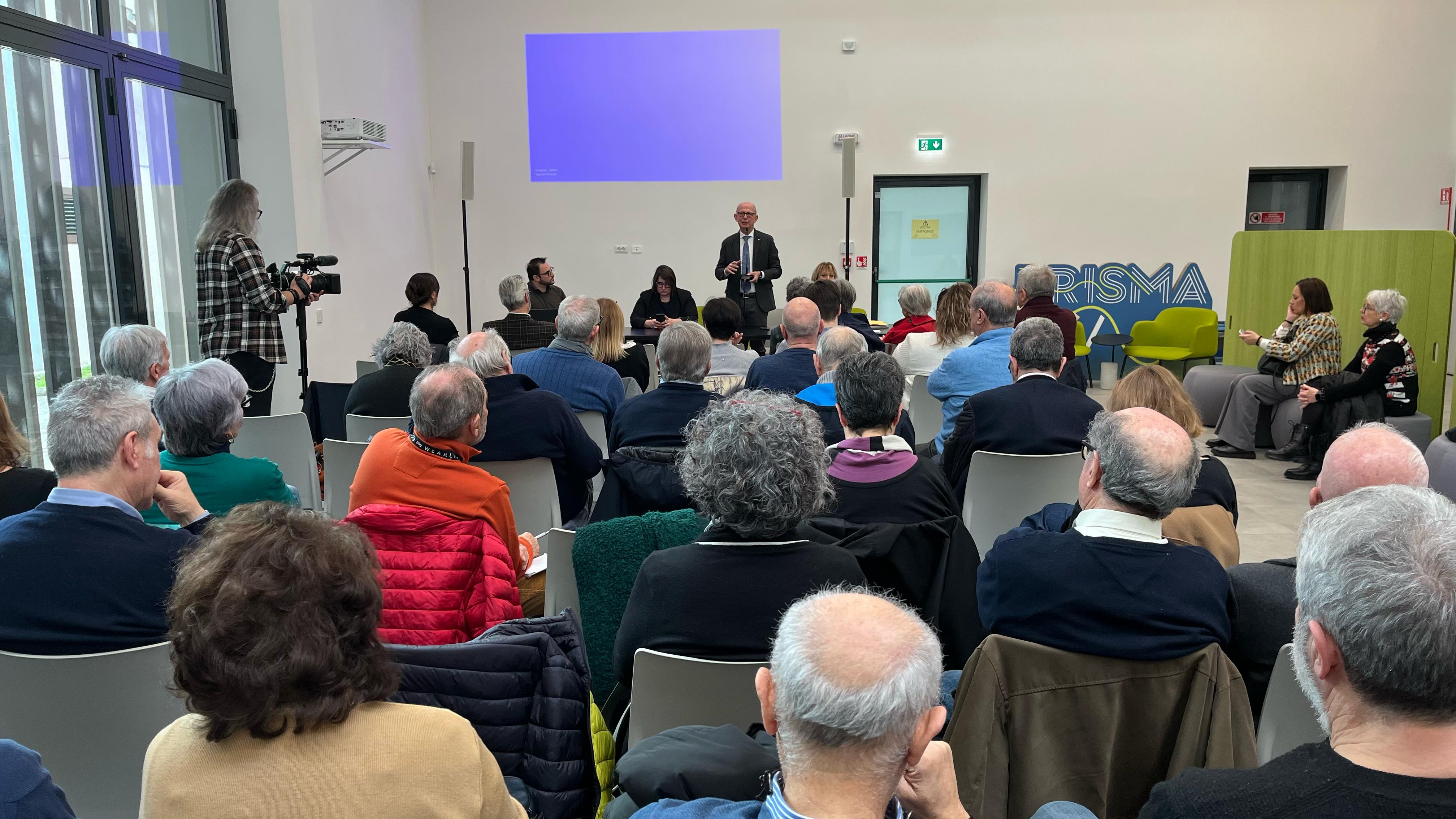 A Prato la seconda tappa del tour per rendere più facile il digitale