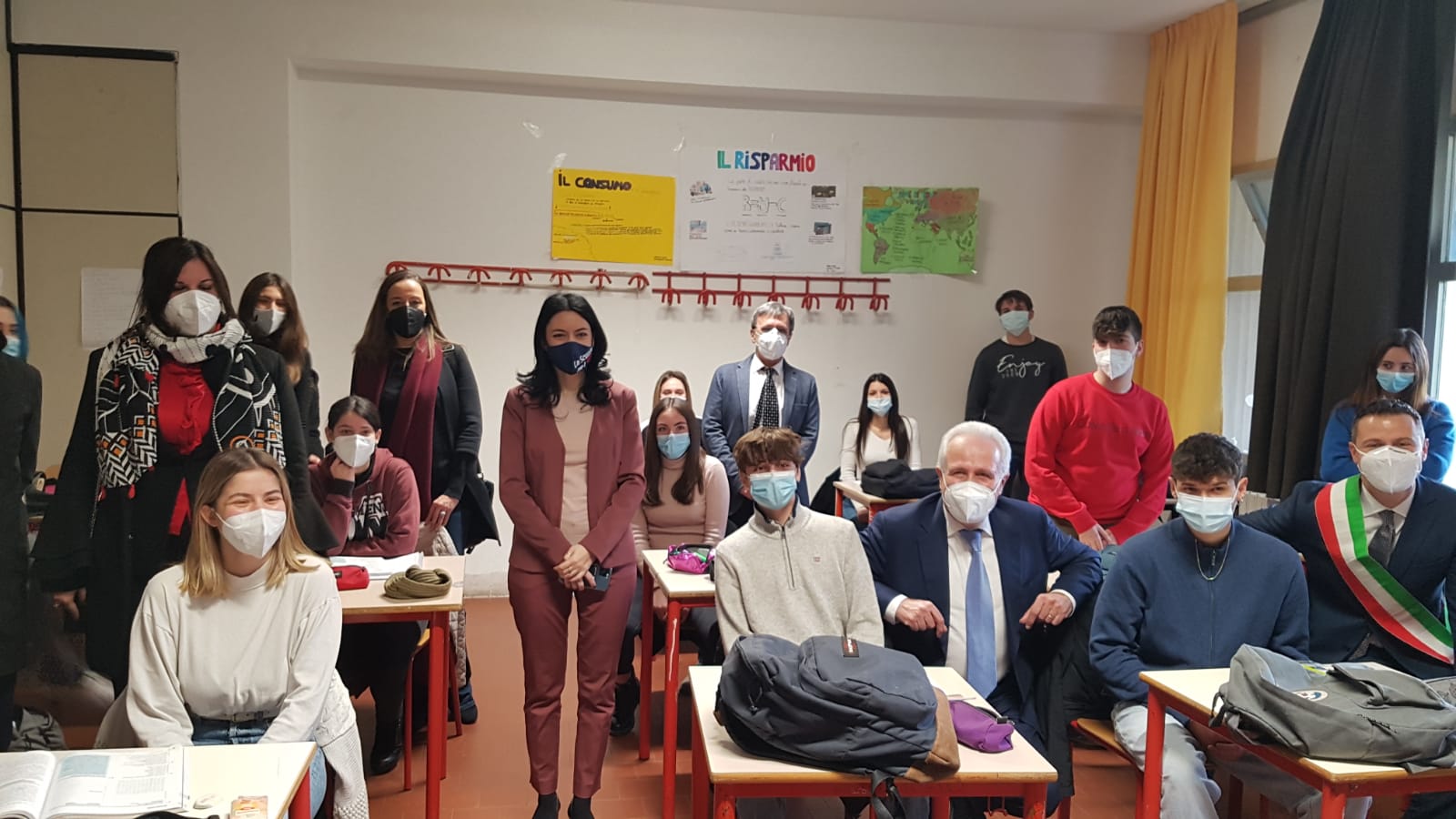 Immagine Giani e Azzolina, visita a sorpresa al Gobetti-Volta di Bagno a Ripoli