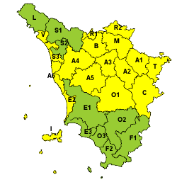 Maltempo, codice giallo per temporali forti, vento e mareggiate