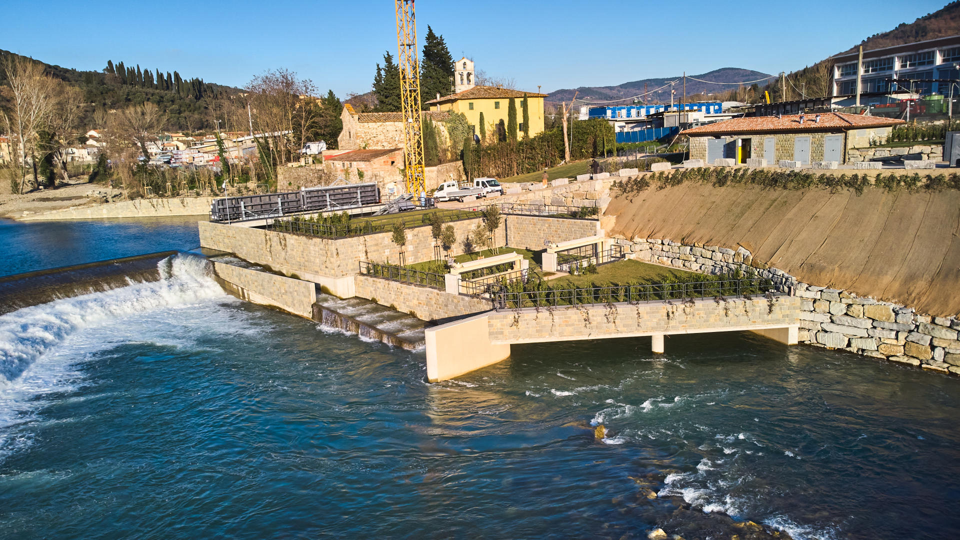 Energia idrolettrica dall’Arno con le “briglie” di Incisa e Compiobb...