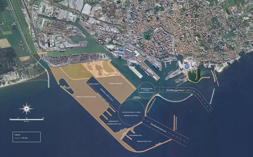 Darsena Europa, Rossi: 