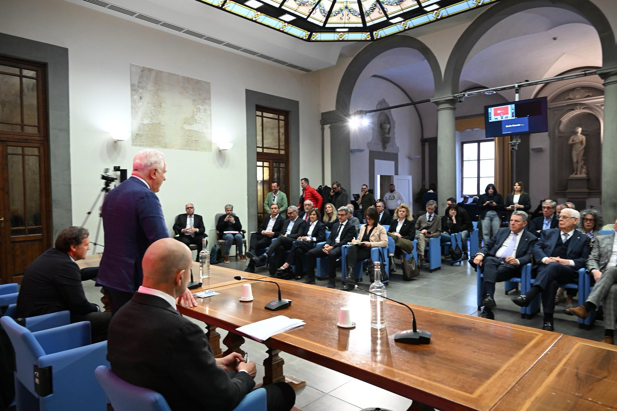 Impatto dazi, Giani convoca categorie e sindacati: “Reagire subito”