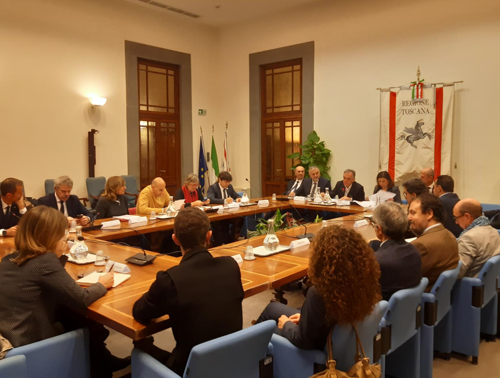 Patto sviluppo e infrastrutture, confronto con la ministra De Micheli. Rossi: