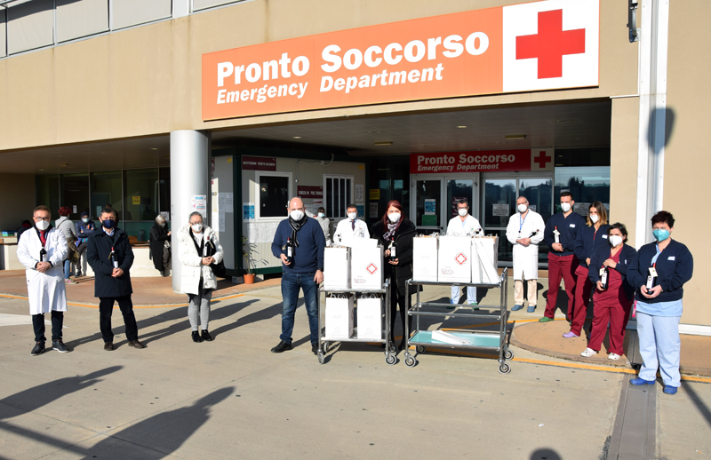 Paziente guarito dal Covid-19 dona all’ospedale 100 bottiglie di Rosso di Montalcino DOC in segno di ringraziamento