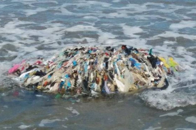 Recupero ecoballe golfo Follonica, alle operazioni anche il presidente della Regione