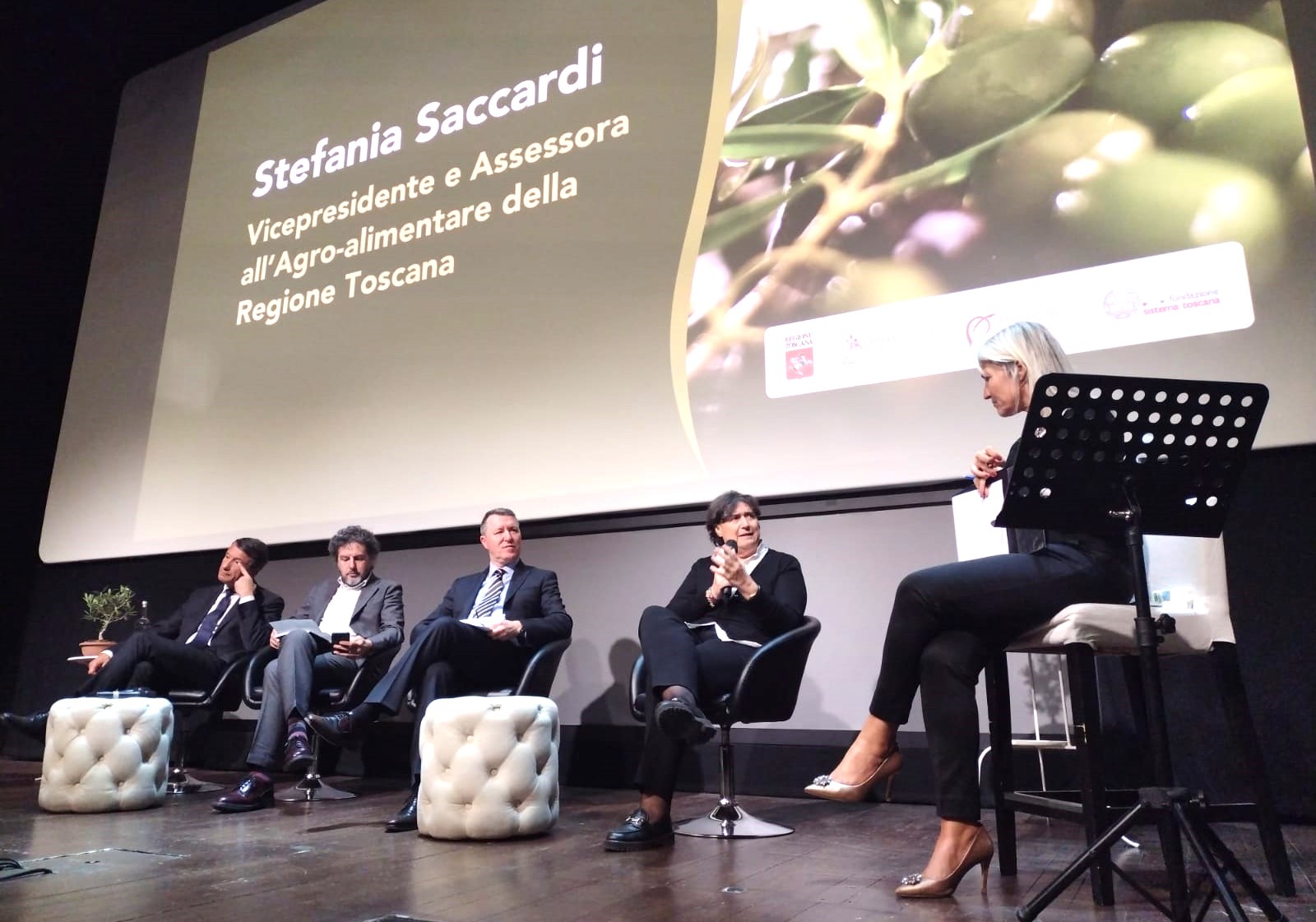 L’olio del futuro? Sempre più tecnologico, sicuro e tracciato