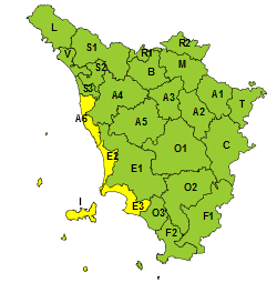 Vento e mareggiate, codice giallo su costa livornese e Arcipelago fino alle 10 di lunedì