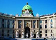 Vienna, i prodotti tipici dell'enogastronomia e del turismo si presentano nella Hofburg