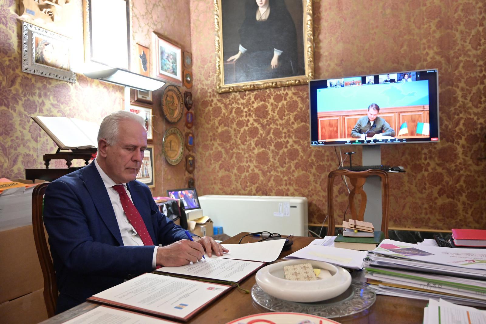 Ucraina, accordo con Kyiv. Giani: “Intesa risponde anche a emergenza umanitaria”