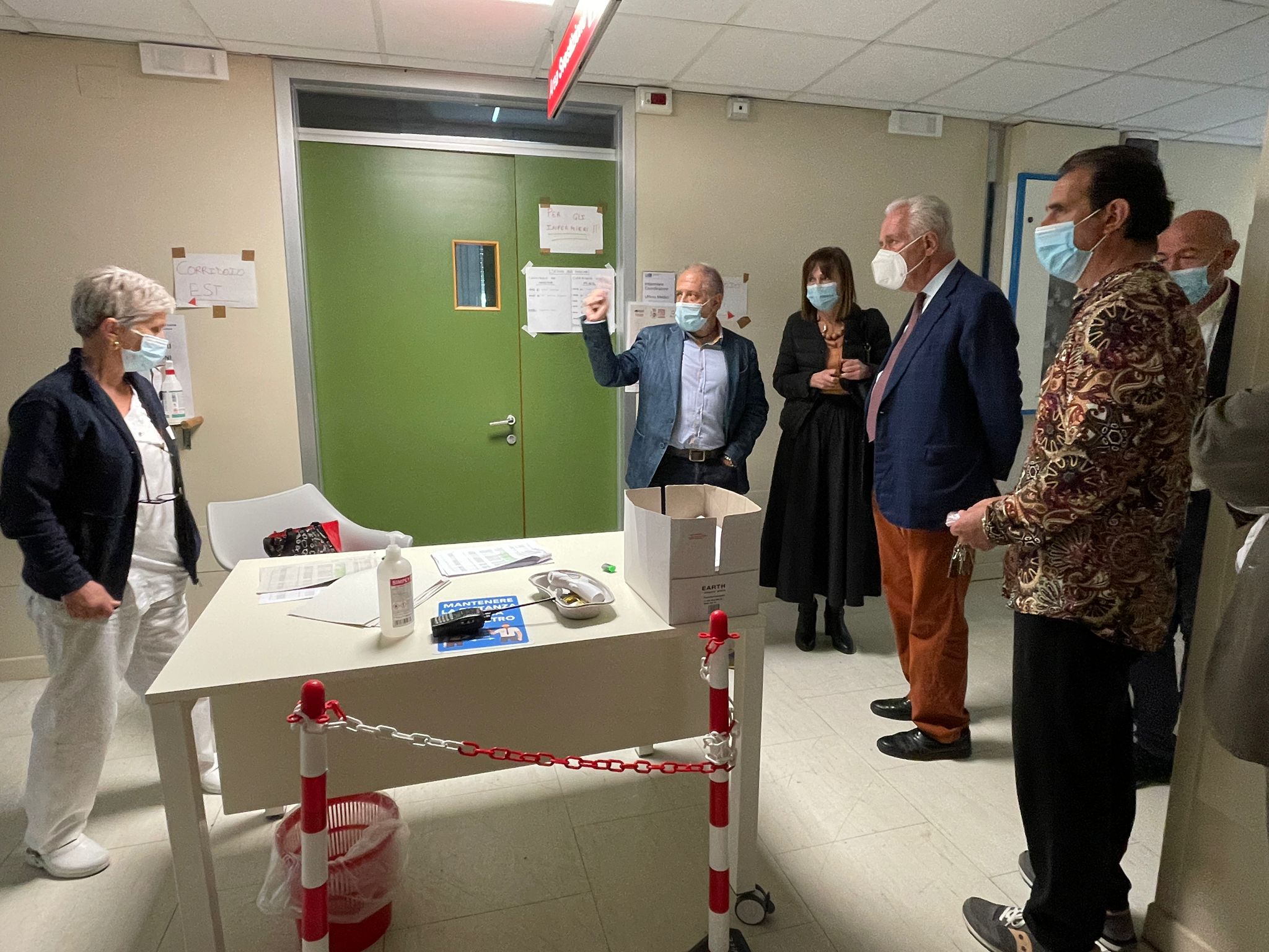 Visita di Giani a Lucca: “Estendere l’hub attuale per arrivare a 1.500 vaccinazioni al giorno”