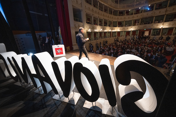 Giovanisì, da Massini l'invito ai ragazzi ad ascoltare la 'sveglia'