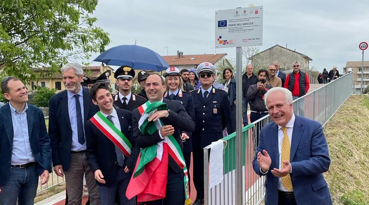 Con il “ponte dell’amicizia” Montemurlo e Montale più vicini
