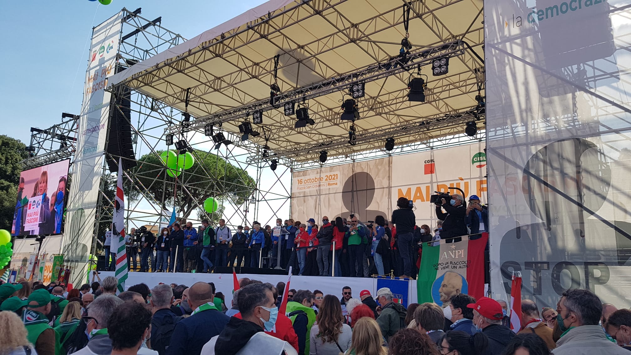 “Mai più fascismi”, Giani: “La piazza di oggi presidio di democrazia e libertà”