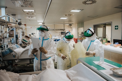 Ospedale di Lucca: solo 3 pazienti Covid in Terapia intensiva e zero nel reparto Covid