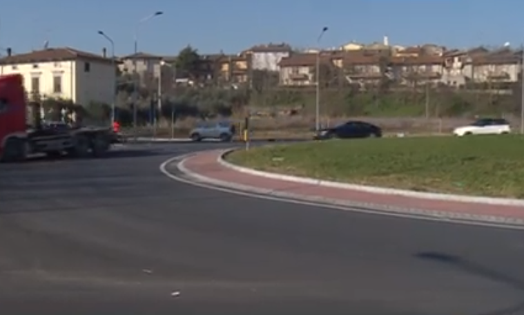Nuova viabilità di Ponte a Chiani, Ceccarelli: “Intervento che migliora la viabilità e sostiene gli insedimenti produttivi”