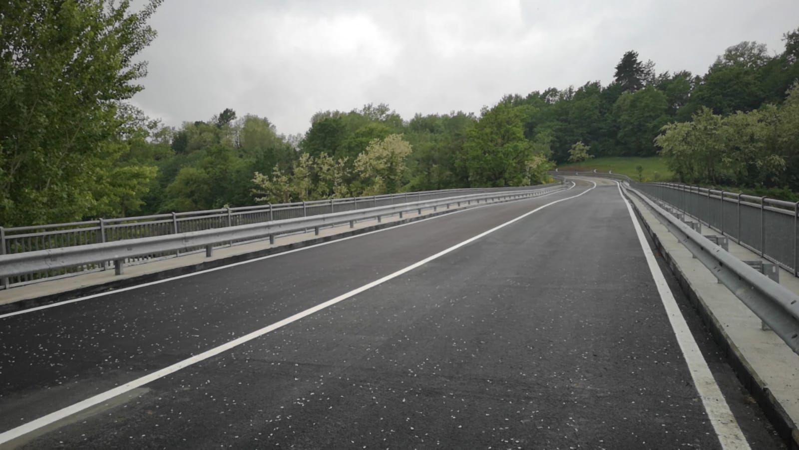 Pontremoli, inaugurato ponte di Santa Giustina ripristinato dopo l'alluvione