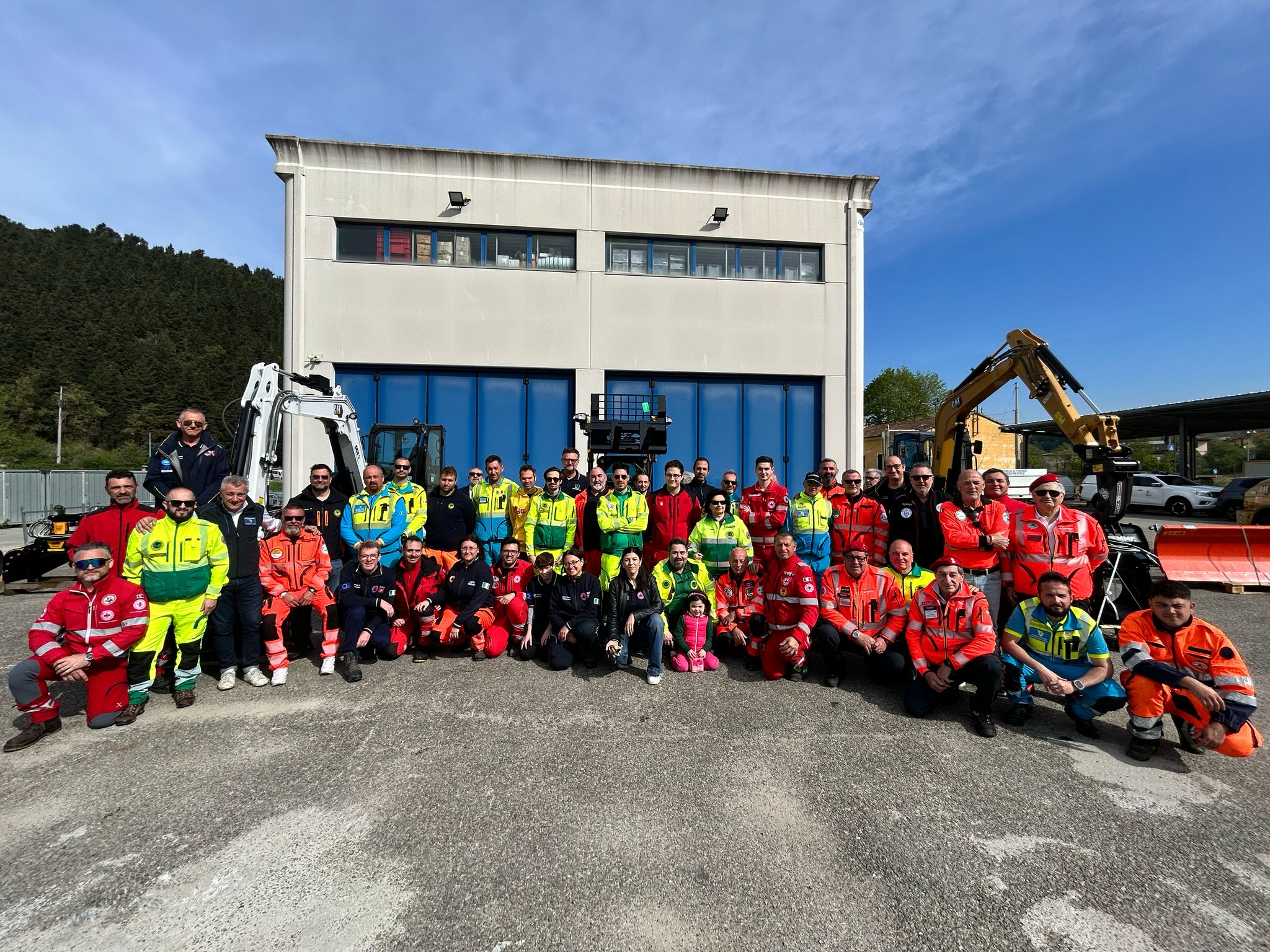 Protezione civile, Colonna Mobile, Monni presenta nuovi mezzi e ringrazia volontari