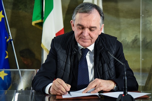 Foreste, Rossi presenta il rapporto assieme a Remaschi e poi firma la nuova legge