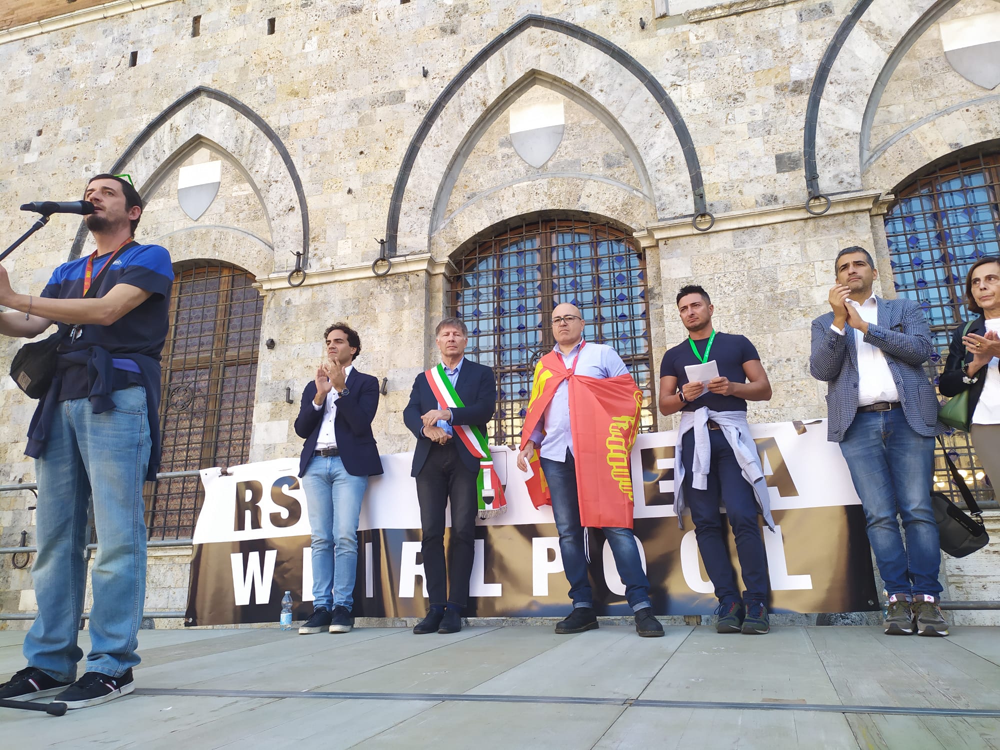 Whirlpool, Fabiani a Siena:
