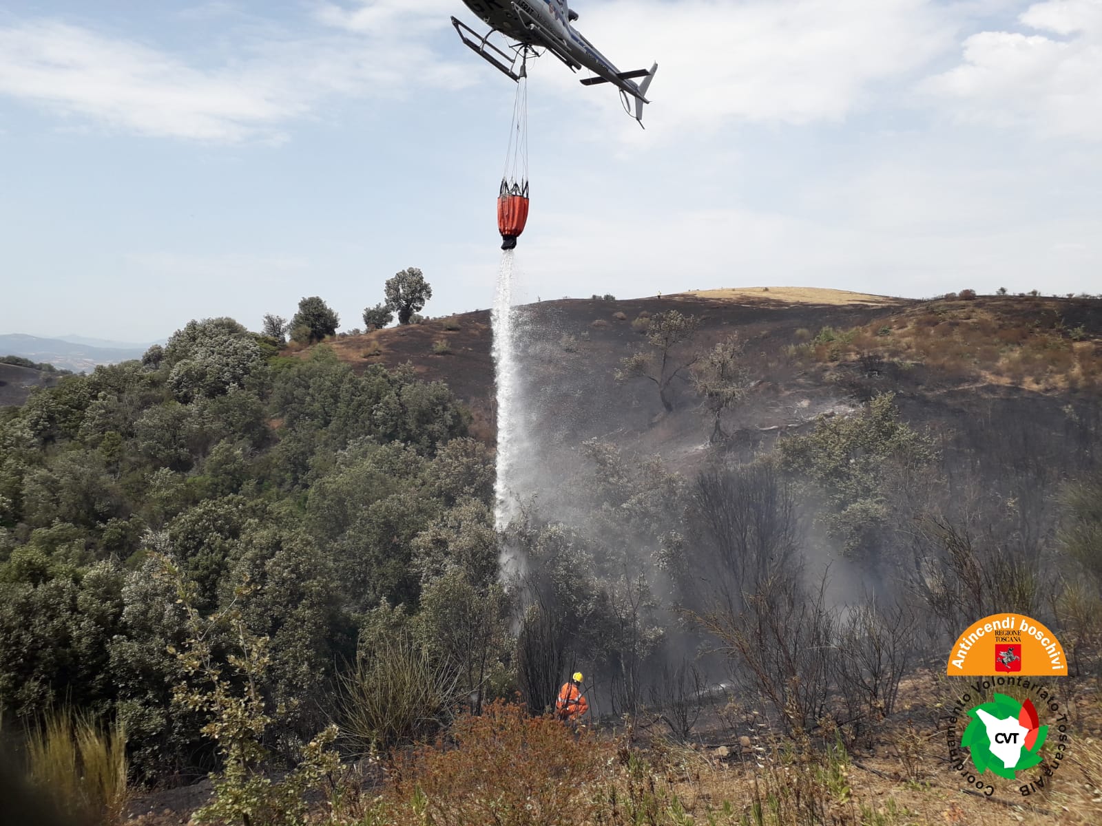 Incendi, sotto controllo le fiamme in Maremma e all’ Elba