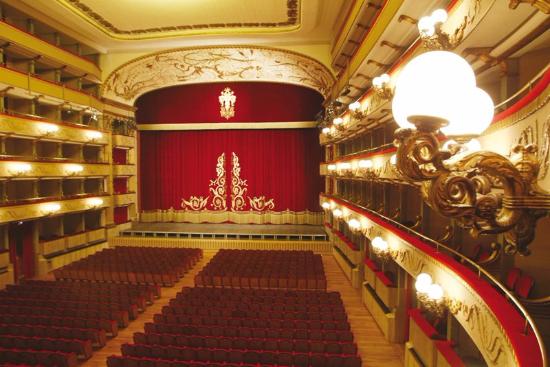 Campagna vaccini, l’evento di presentazione il 26 ottobre al Teatro Verdi di Firenze