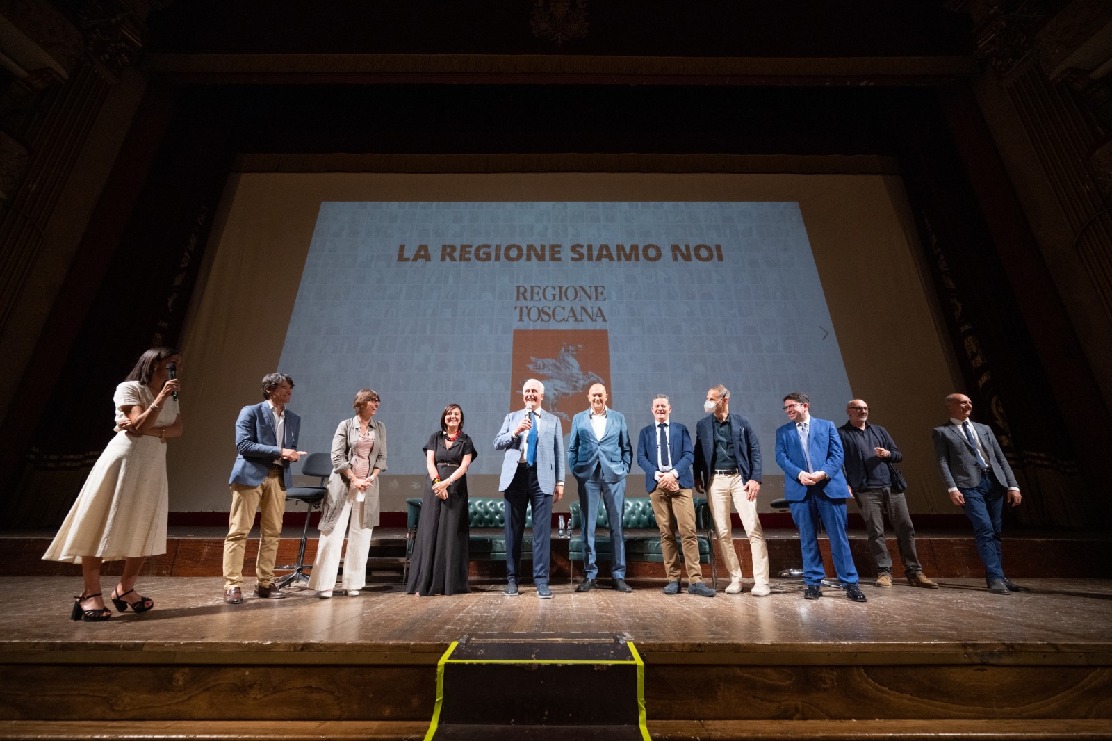 Il presidente Giani incontra i neo assunti al teatro Verdi: “Benvenuti in squadra”