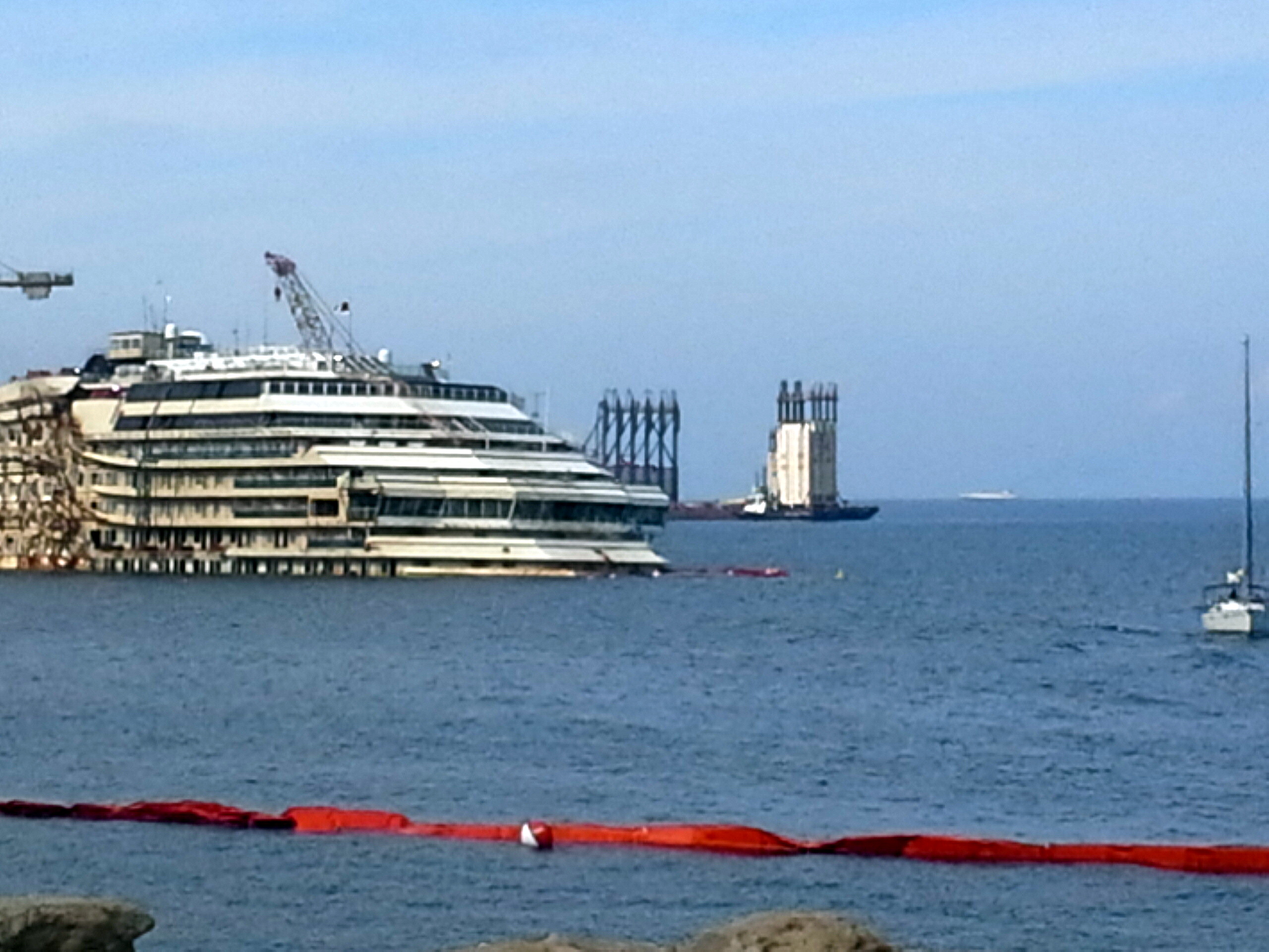 Costa Concordia, al Giglio incontro con i cittadini. E lunedì Osservatorio a Firenze