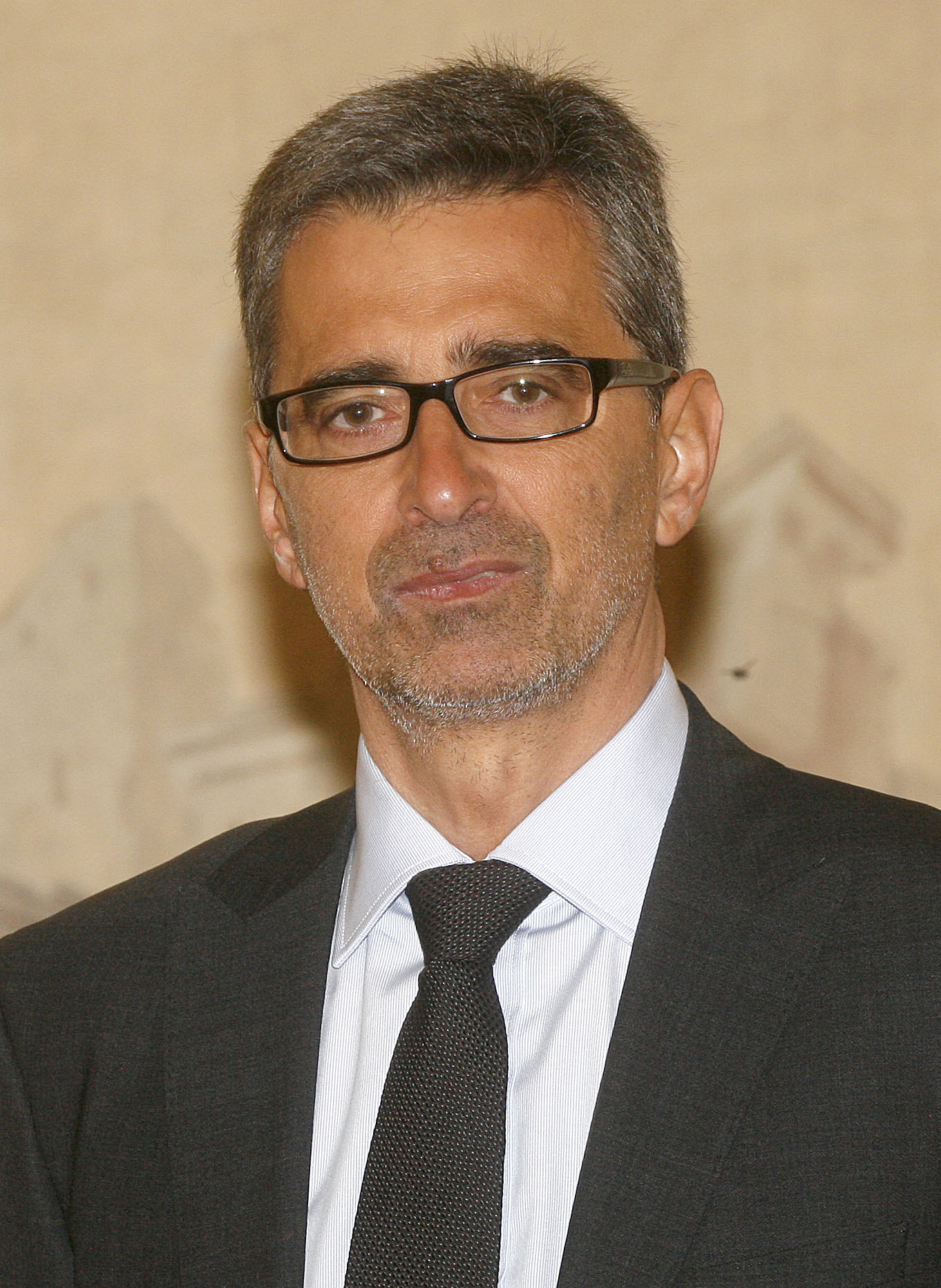 Simoncini scrive a Sacconi: 'Le norme sui tirocini della manovra non sono condivisibili'