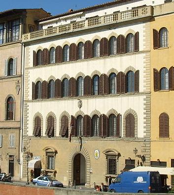 Chiusura consolato britannico, il rammarico di Rossi