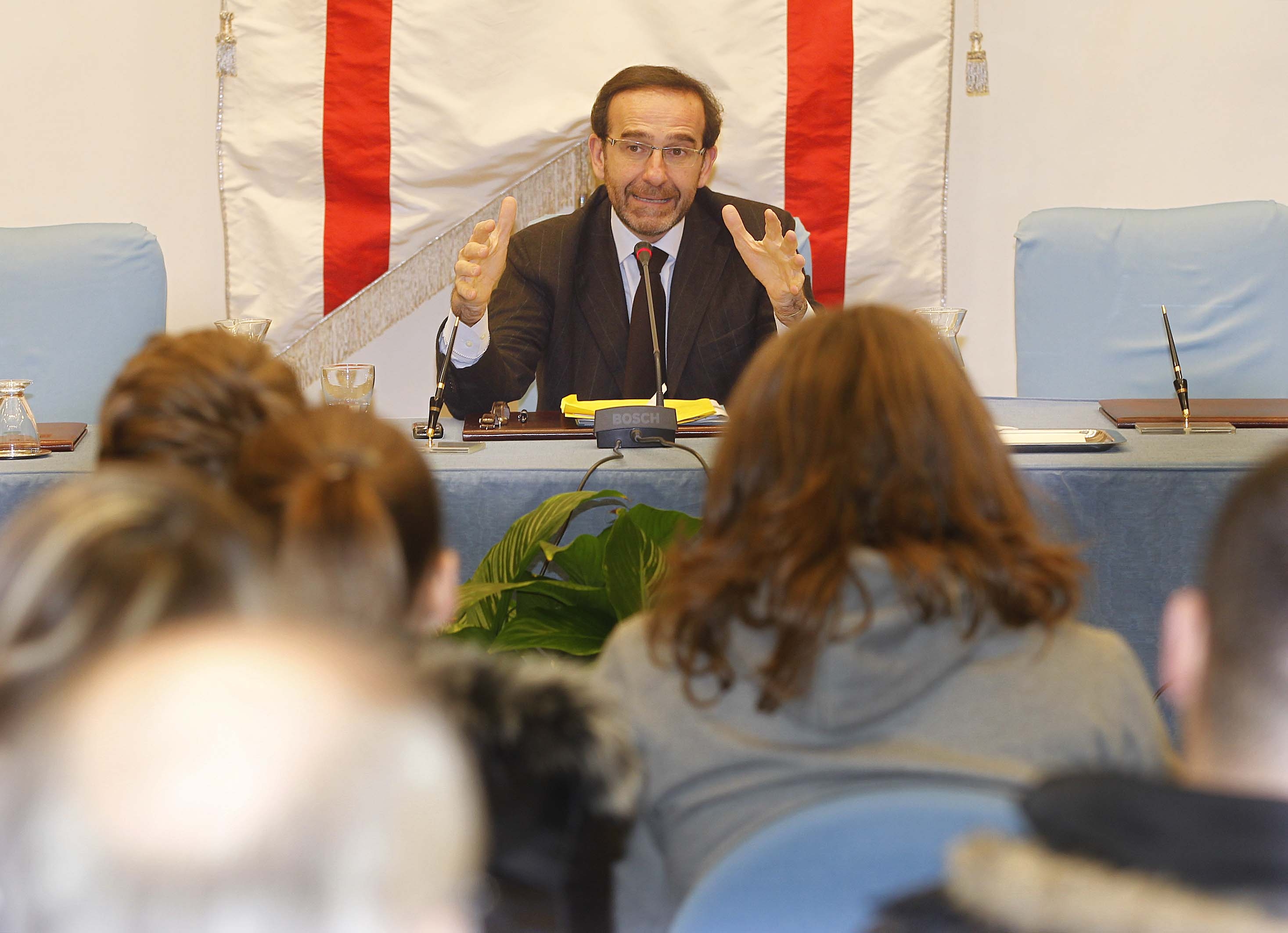 Manovra, Nencini: 'Servizi salvati grazie al recupero dell'evasione'