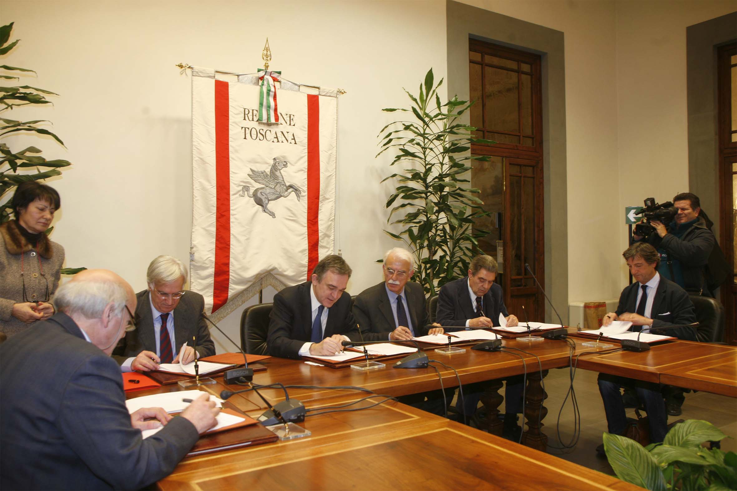 Massa Carrara, accordo di programma per lo sviluppo del polo Nuovo Pignone